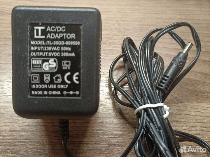 Блок питания 6v/300mA