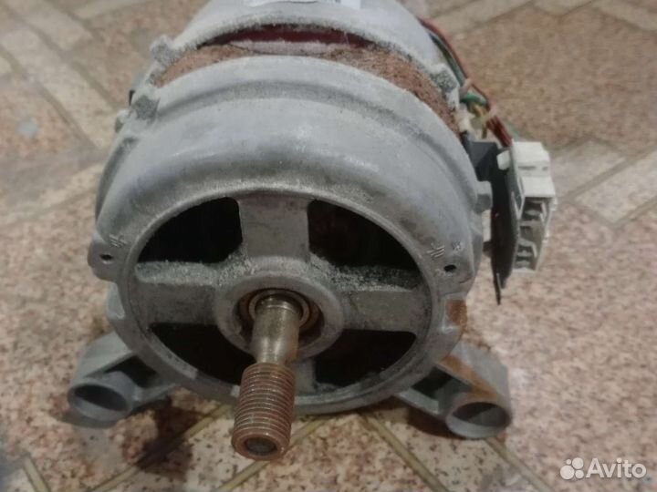 Двигататель стиральной машины