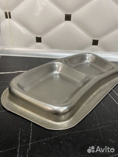 Кормушка для кошки металлическая