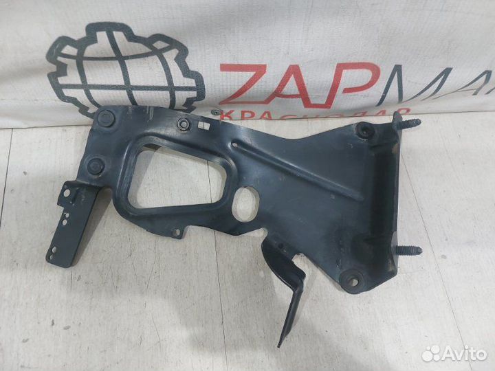 Кронштейн Bmw 5 G30 до рестайлинг 2017-2019