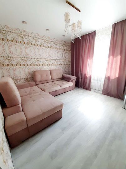 2-к. квартира, 45 м², 1/4 эт.
