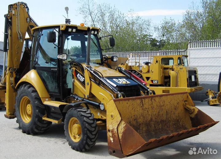 Стекло лобовое нижнее для Caterpillar 428e 432e