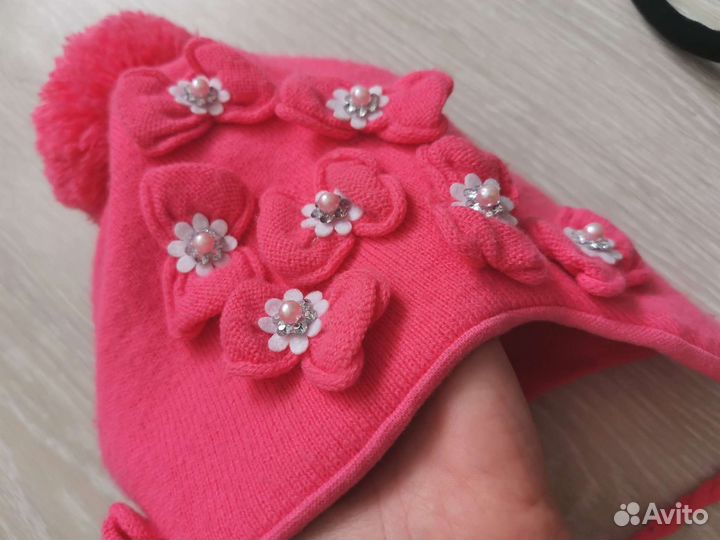 Демисезонная шапка Benetton, шарфы