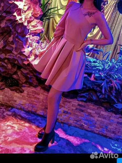 Вечернее платье