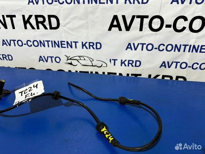 Датчик abs передний левый Nissan Serena TC24 QR20