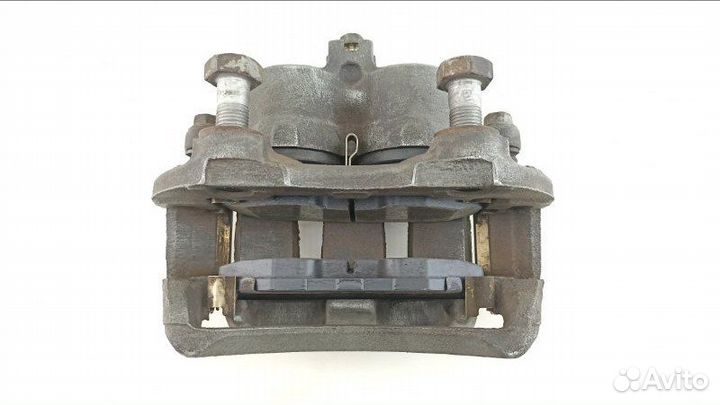 Суппорт передний левый Nissan Cedric MY34 2000