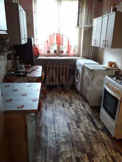 Комната 11 м² в 3-к., 1/2 эт.