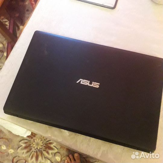 Ноутбук на запчасти