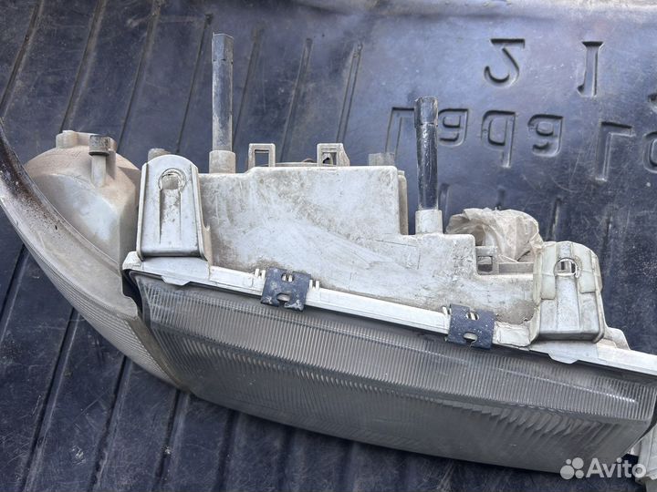 Передние фары 2110