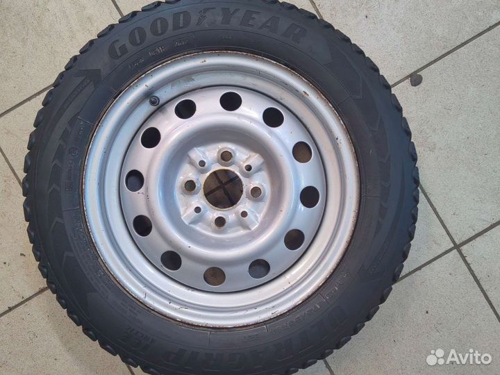 Goodyear Ultra Grip Ice Arctic 2 175/65 R14 82T