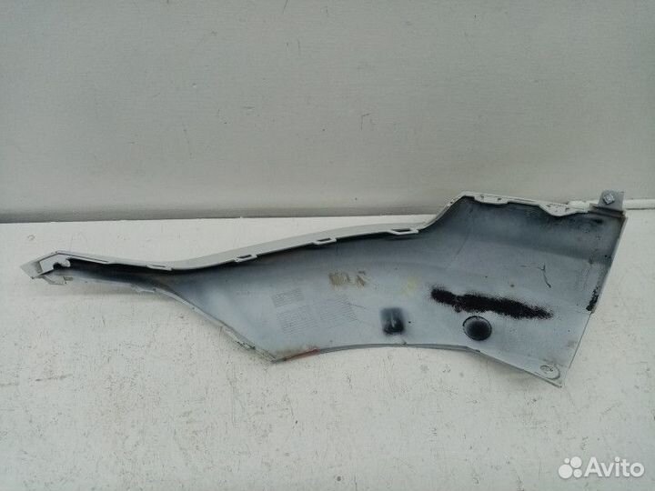 Накладка переднего бампера правая Audi Q7 2 (4M)