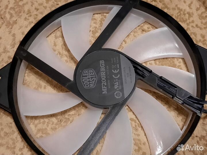 Cooler master mf200r RGB