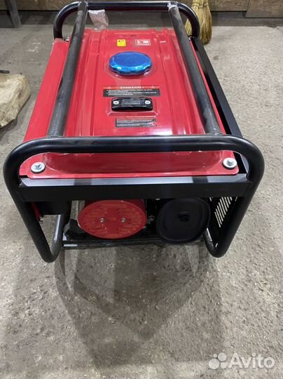 Бензиновый генератор