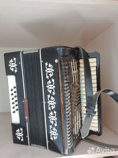 Музыкальный инструмент Гармошка