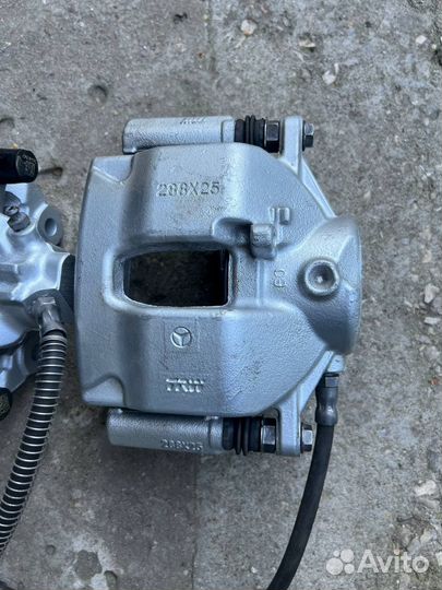 Суппорт mercedes w204 2011