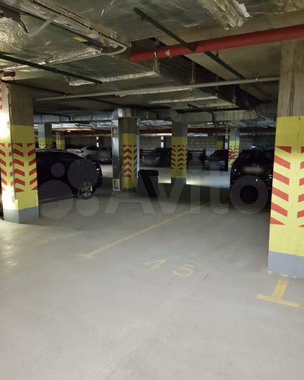 Машиноместо, 15 м²