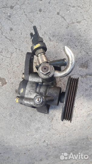 Гидроусилитель руля 6G73 Mitsubishi Diamante