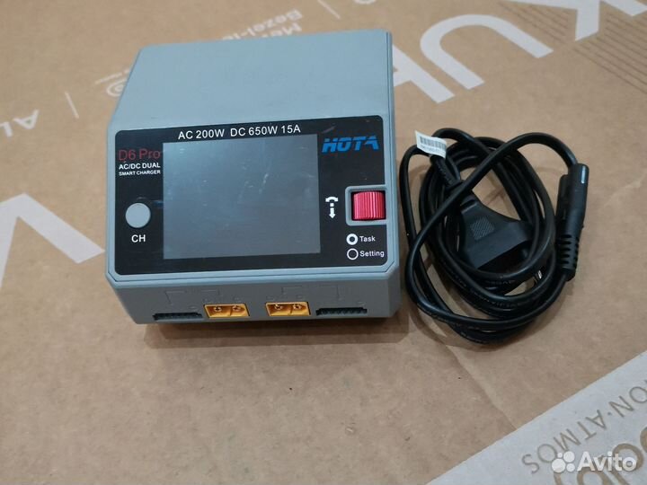 Зарядное устройство FPV hota D6 Pro 200/650W 15A