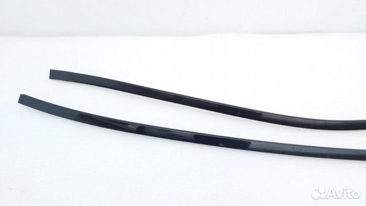 Б/У Б/У Молдинг крыши Комплект. Состояние хорошее