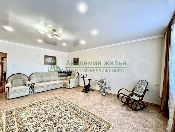 3-к. квартира, 101,4 м², 6/6 эт.