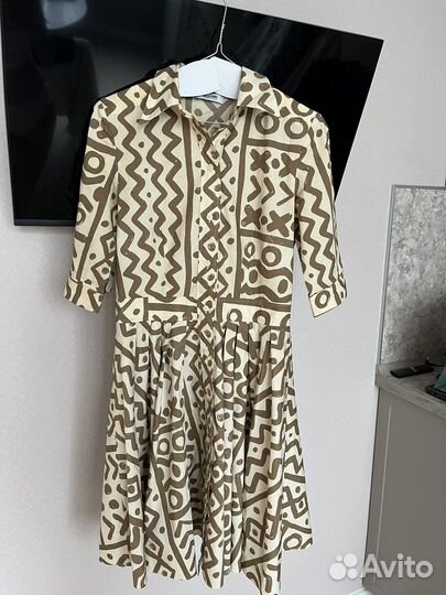 Платье moschino 46