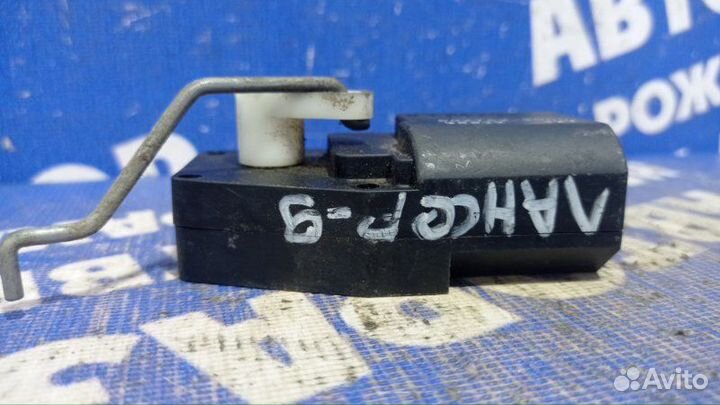 Моторчик заслонок отопителя Mitsubishi Lancer 9