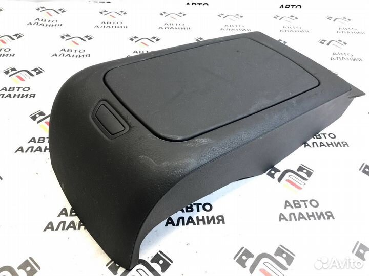 Подлокотник Bmw 7 F04 N63B44 2010