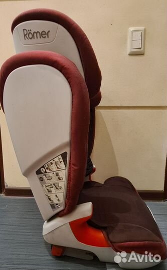 Автокресло Britax Romer Kidfix XPisofit 15-36 кг