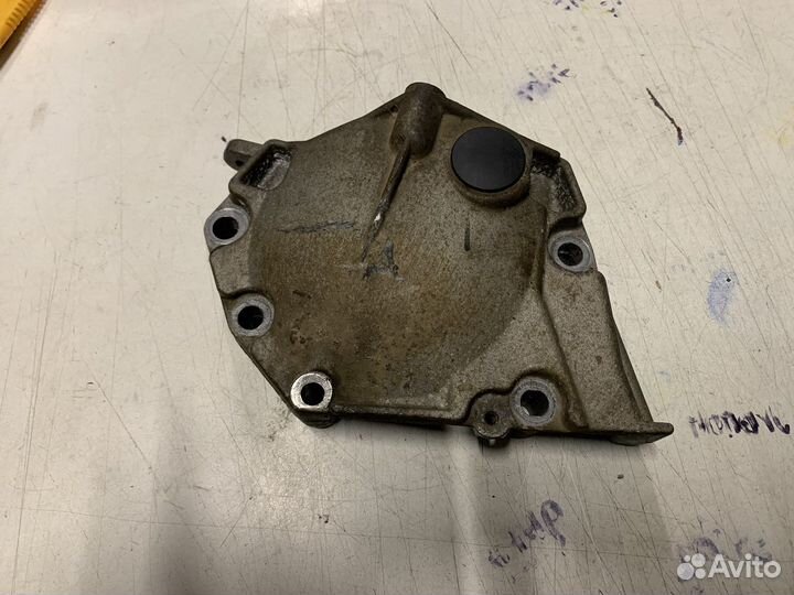 Кожух ремня грм Renault Sandero 2009-2014