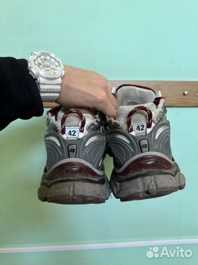 Balenciaga runner 42