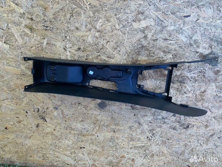 Консоль кпп Peugeot 308 хейчбек EP6 2011