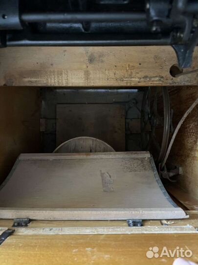 Швейная машинка ножная Подольск