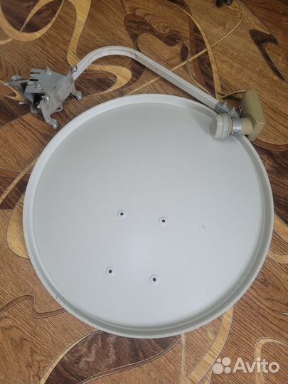 Спутниковая антенна триколор