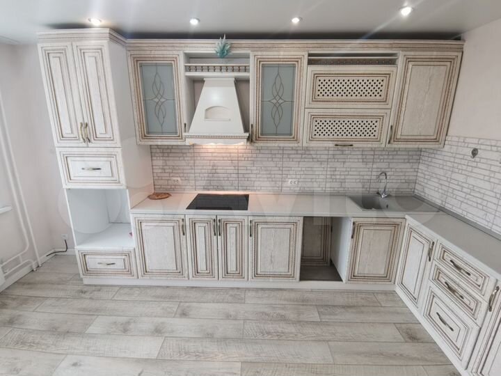 2-к. квартира, 62 м², 5/16 эт.