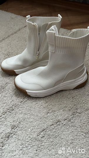 Детсие ботинки Zara из эластичной ткани