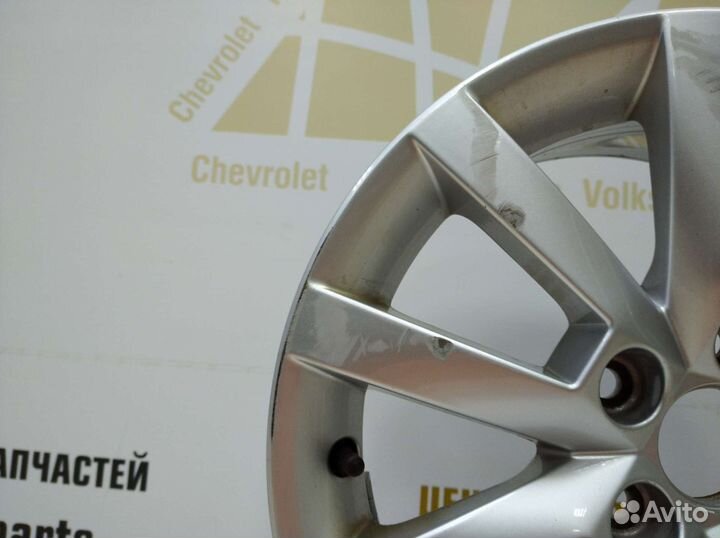 Диск литой R15 Skoda Rapid