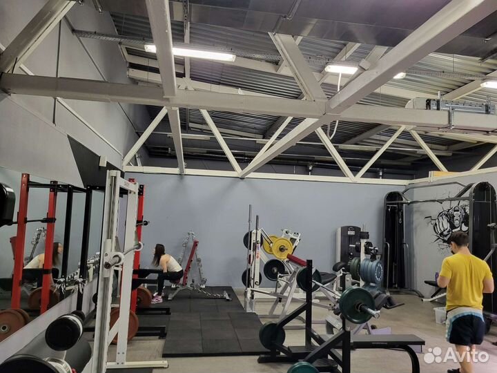 Тренажерный зал с тренером