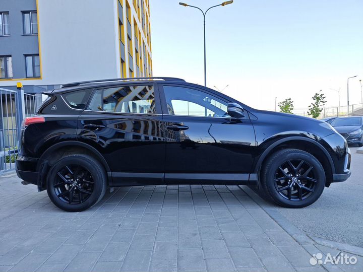 Toyota RAV4 2.5 AT, 2019, 64 945 км