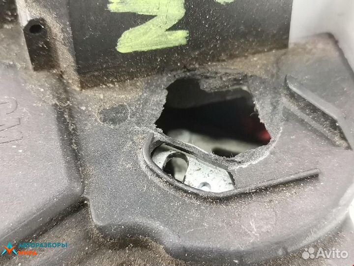 Замок двери задней правой Opel Zafira (A) рест