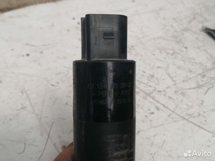 Моторчик омывателя фар BMW 7-Series E65