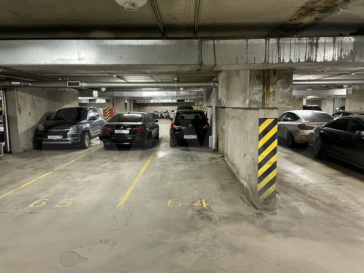 Машиноместо, 14 м²