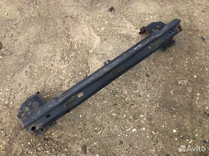 Усилитель бампера переднего Porsche Cayenne