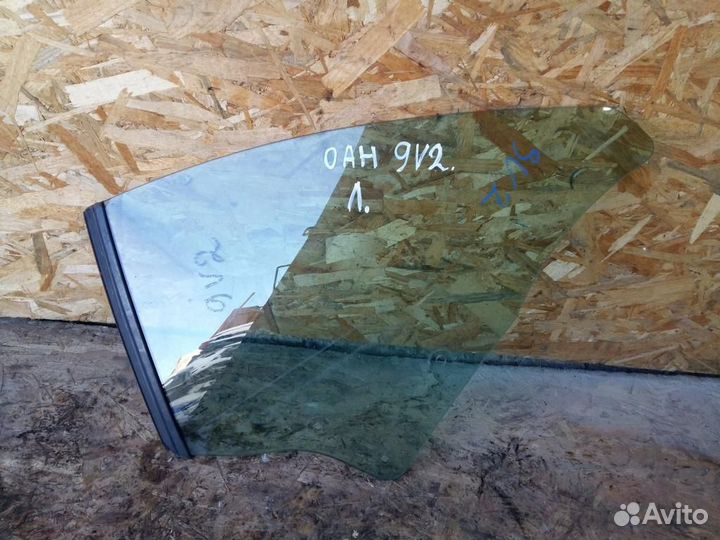 Стекло заднее Opel Astra H TwinTop 2004-2014