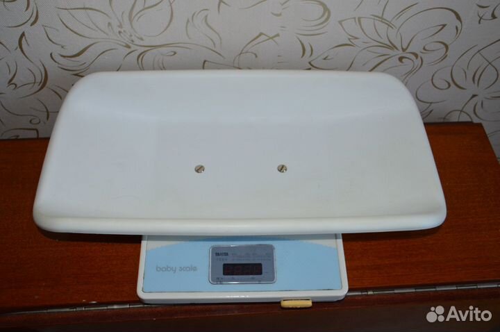 Электронные весы для новорожденных