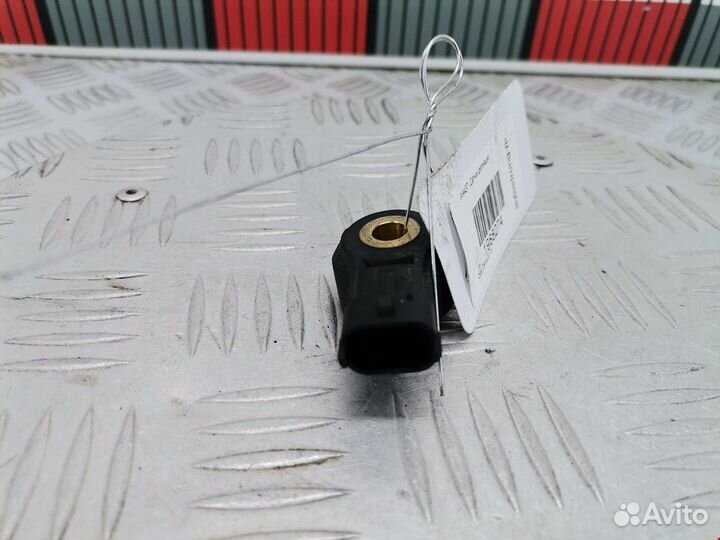 Датчик детонации для Opel Zafira B 93174509