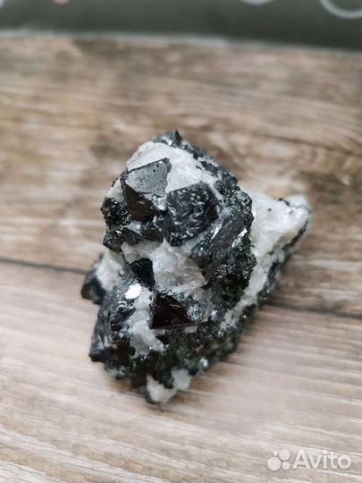 Кристаллы магнетита