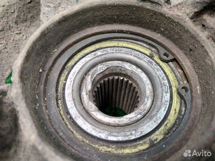 Кулак поворотный передний левый Byd F3 XC 4G15S