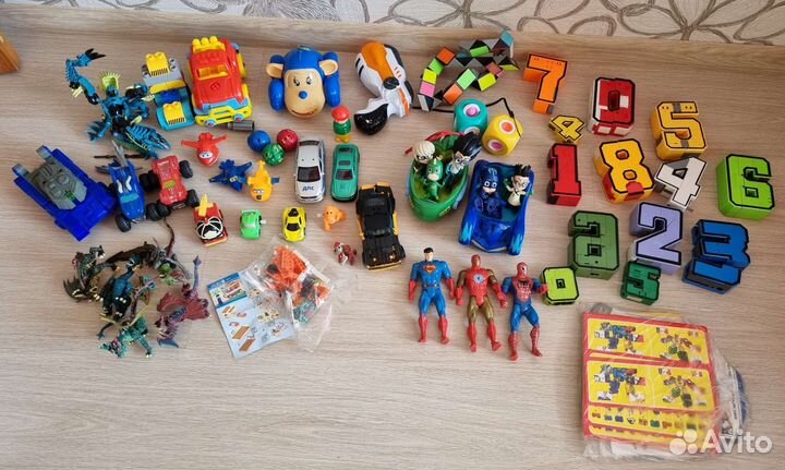 Игрушки, развивашки,пазлы