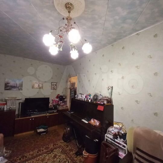 2-к. квартира, 42 м², 1/5 эт.