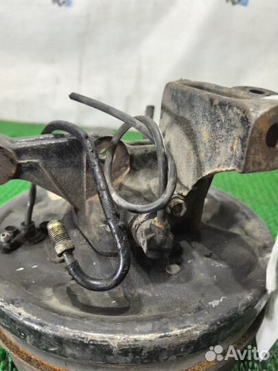 Ступица задняя левая Toyota Corolla AE110